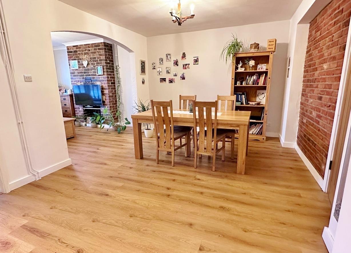 For Sale House in The Crescent, Eastbourne